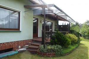 Veranda von außen gesehen ...