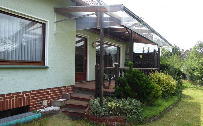 Veranda von außen gesehen ...