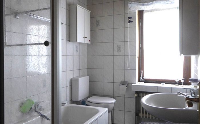 Badezimmer im Erdgeschoss