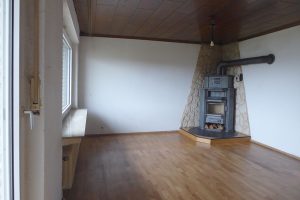 Wohnzimmer mit Kaminofen